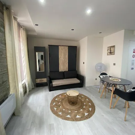 Le Glacier Apartment